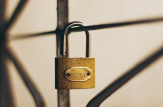 protect private key in cold storage best practices