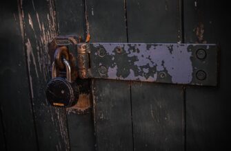 best way to backup private key low cost